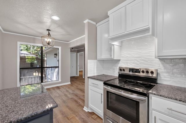 16 Cambre Circle, Hot Springs Village, AR 71909