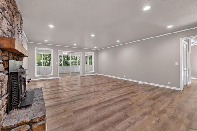 16 Cambre Circle, Hot Springs Village, AR 71909