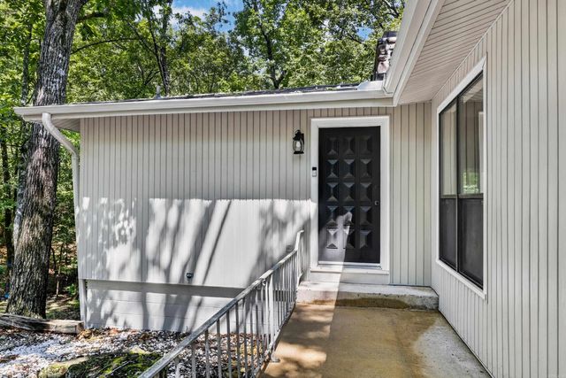 16 Cambre Circle, Hot Springs Village, AR 71909
