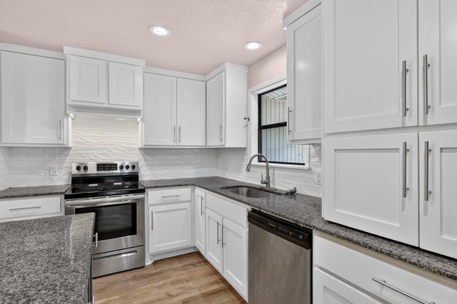 16 Cambre Circle, Hot Springs Village, AR 71909