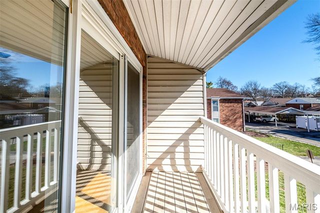 530 Nirk Avenue G, St Louis, MO 63122