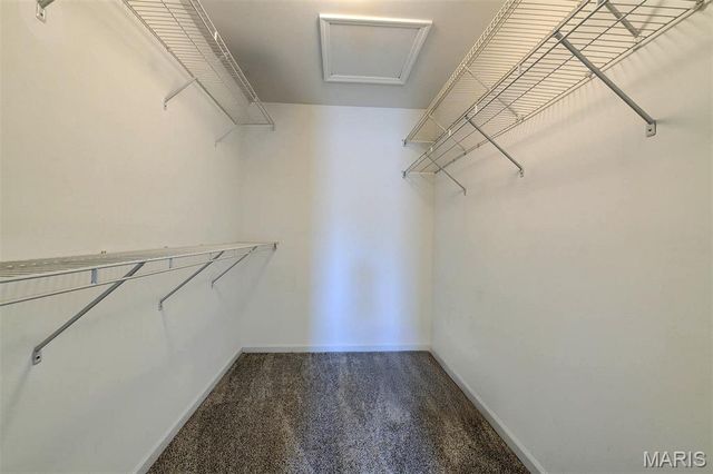 530 Nirk Avenue G, St Louis, MO 63122