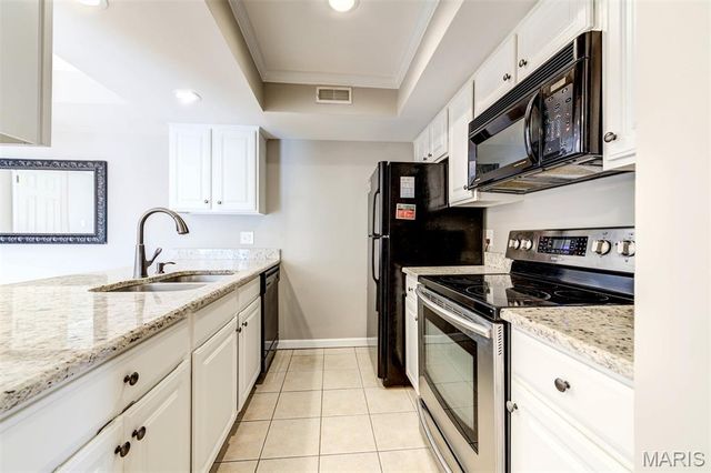 530 Nirk Avenue G, St Louis, MO 63122