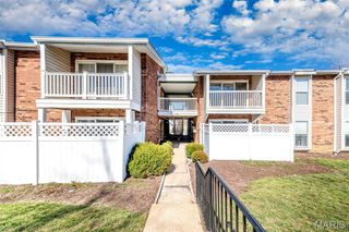 530 Nirk Avenue G, St Louis, MO 63122