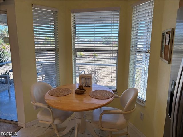 1213 SW 8th PL, Cape Coral, FL 33991