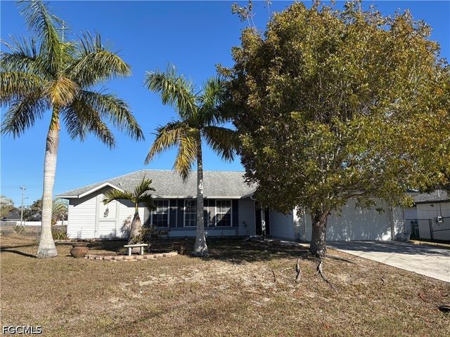 1213 SW 8th PL, Cape Coral, FL 33991