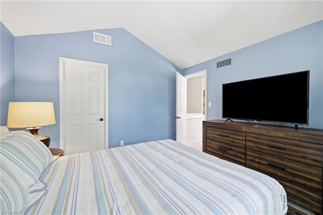 113 Maple Hill Court, Winston-salem, NC 27106