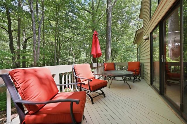 113 Maple Hill Court, Winston-salem, NC 27106