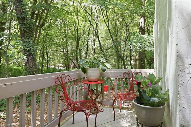 113 Maple Hill Court, Winston-salem, NC 27106