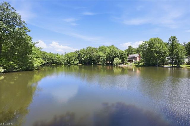113 Maple Hill Court, Winston-salem, NC 27106