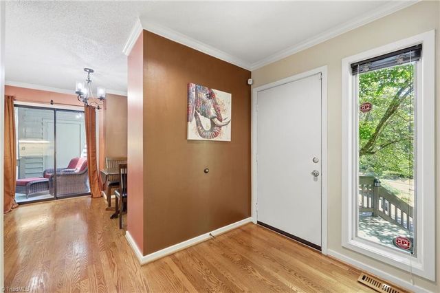 113 Maple Hill Court, Winston-salem, NC 27106