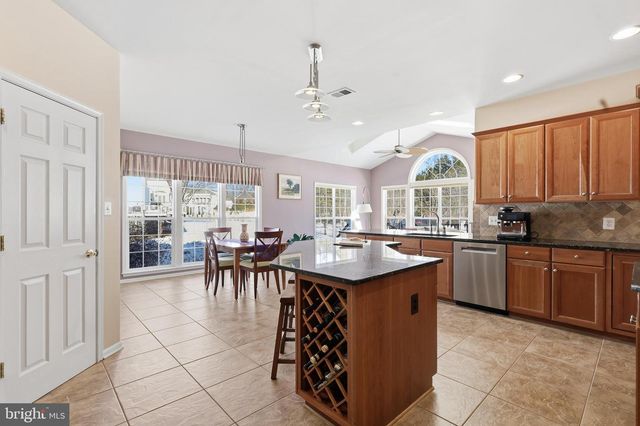 7625 GREAT DOVER ST, Gainesville, VA 20155