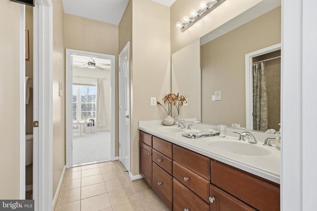 7625 GREAT DOVER ST, Gainesville, VA 20155