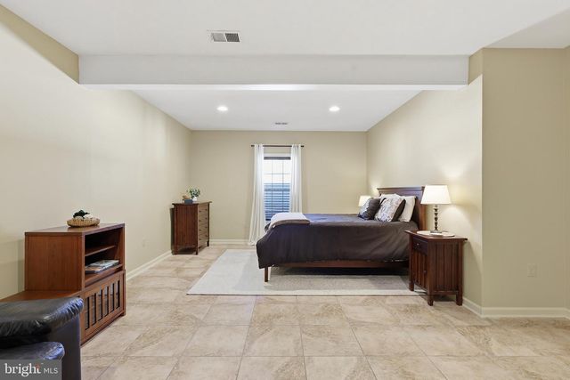 7625 GREAT DOVER ST, Gainesville, VA 20155