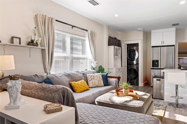 218 SW 7th Street, Dania Beach, FL 33004