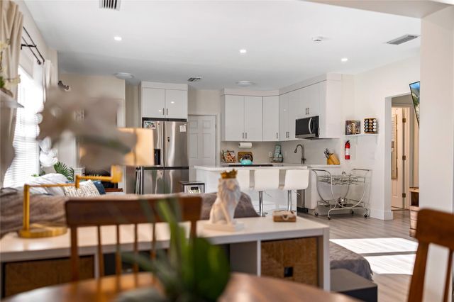 218 SW 7th Street, Dania Beach, FL 33004