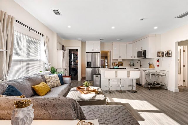 218 SW 7th Street, Dania Beach, FL 33004