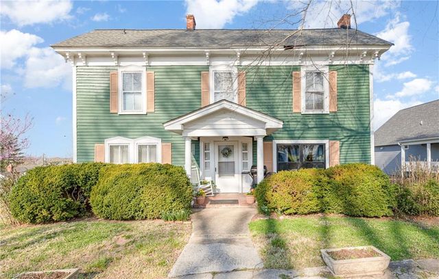 207 Summit Street, Walnut Cove, NC 27052