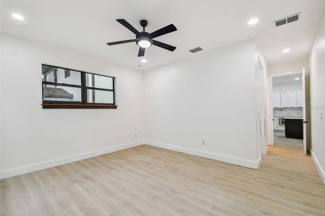 7511 S SWOOPE STREET, Tampa, FL 33616