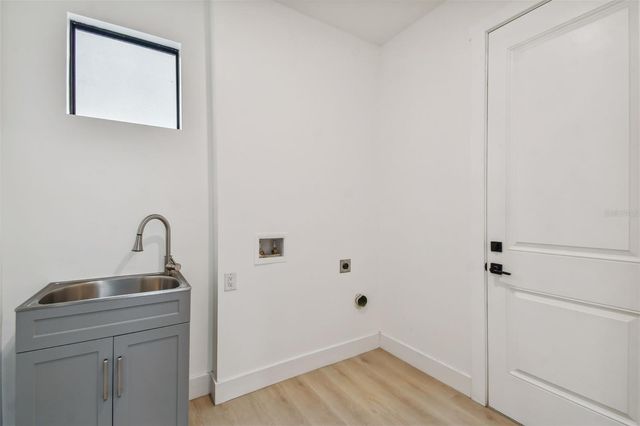 7511 S SWOOPE STREET, Tampa, FL 33616