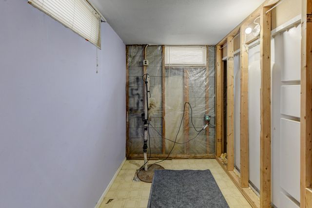 902 N Wood Street, Griffith, IN 46319