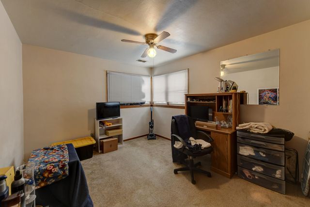 902 N Wood Street, Griffith, IN 46319