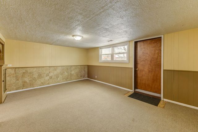 902 N Wood Street, Griffith, IN 46319