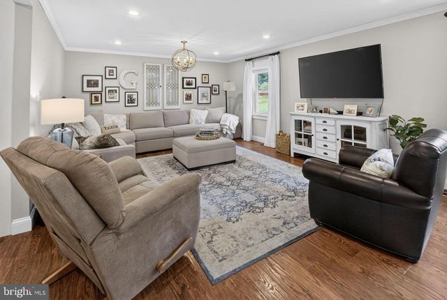 14063 TIMOTHY DR, Gainesville, VA 20155
