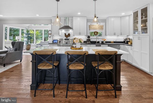 14063 TIMOTHY DR, Gainesville, VA 20155