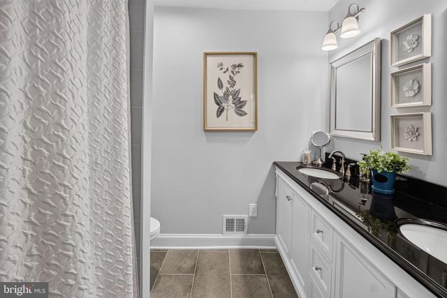 14063 TIMOTHY DR, Gainesville, VA 20155