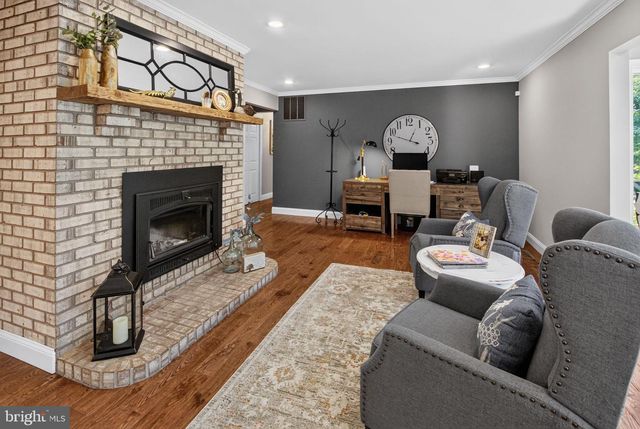 14063 TIMOTHY DR, Gainesville, VA 20155