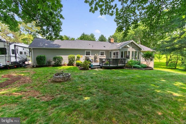 14063 TIMOTHY DR, Gainesville, VA 20155