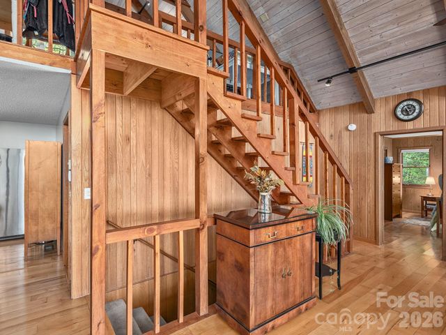 744 Laurel Ridge Road, Maggie Valley, NC 28751