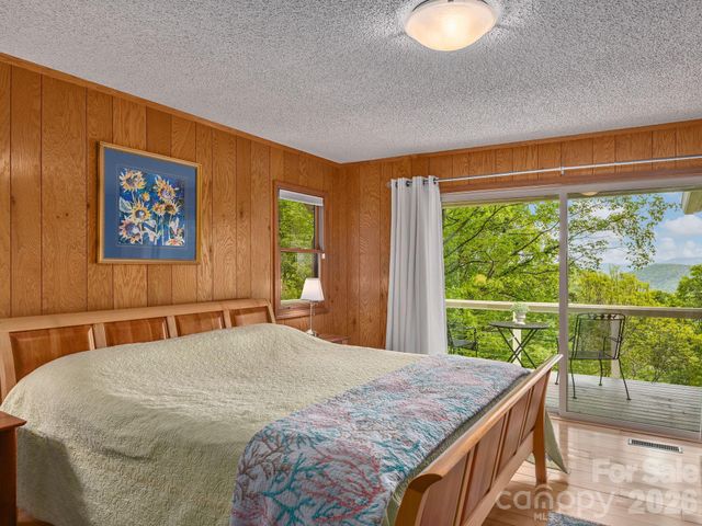 744 Laurel Ridge Road, Maggie Valley, NC 28751