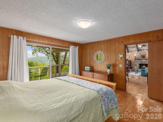 744 Laurel Ridge Road, Maggie Valley, NC 28751