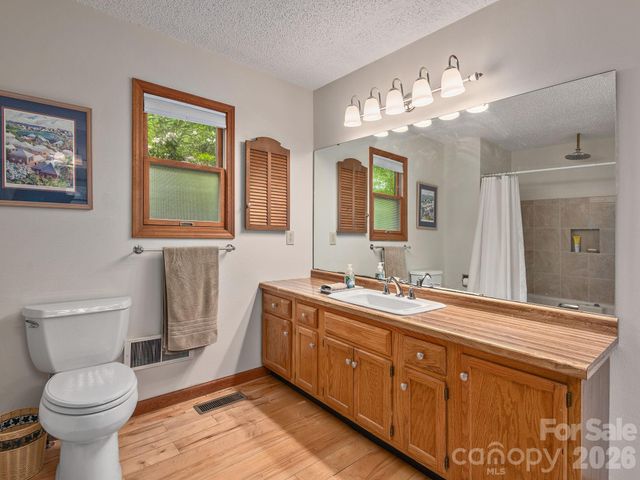 744 Laurel Ridge Road, Maggie Valley, NC 28751