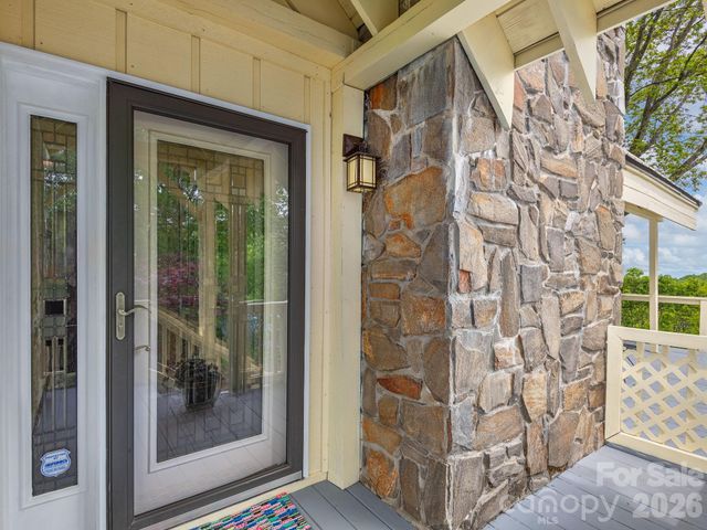 744 Laurel Ridge Road, Maggie Valley, NC 28751