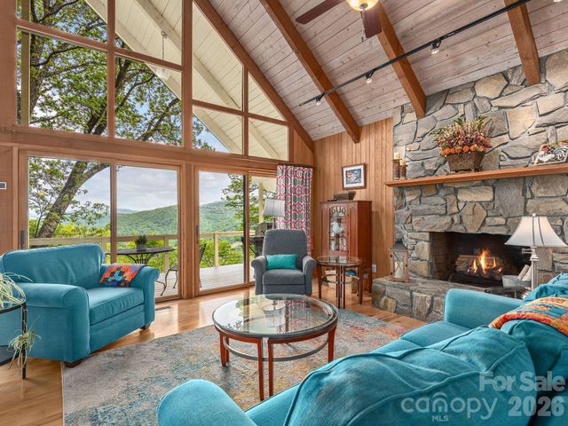 744 Laurel Ridge Road, Maggie Valley, NC 28751