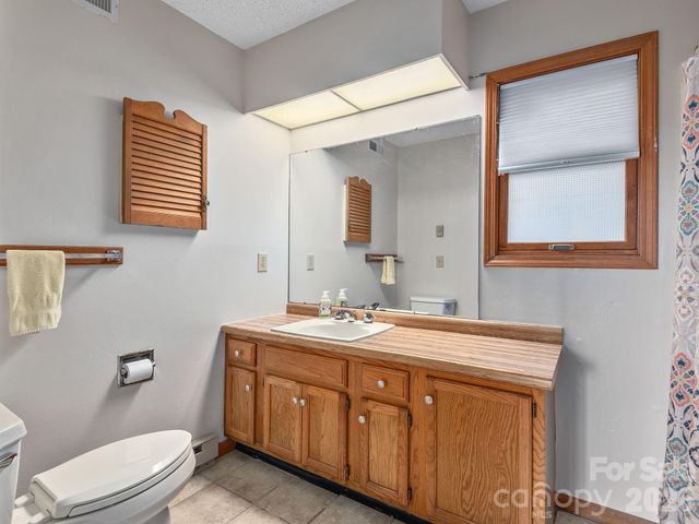 744 Laurel Ridge Road, Maggie Valley, NC 28751