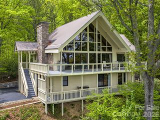 744 Laurel Ridge Road, Maggie Valley, NC 28751