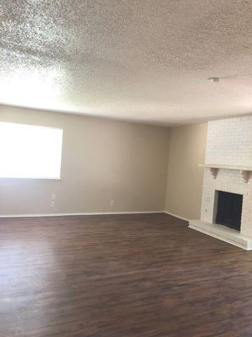9009 Quail Valley DR B, Austin, TX 78758