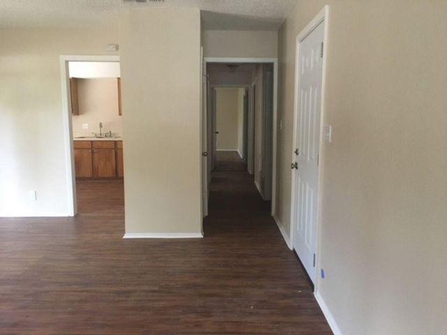 9009 Quail Valley DR B, Austin, TX 78758