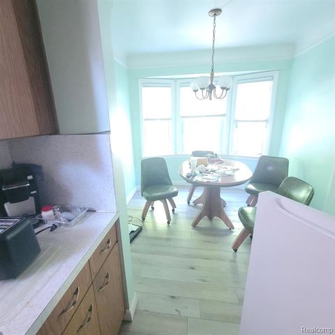 4574 Westland Street, Dearborn, MI 48126