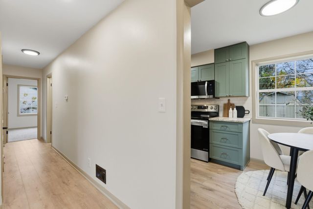 509 N 9th St, Towanda, KS 67144