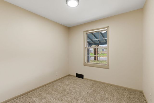 509 N 9th St, Towanda, KS 67144