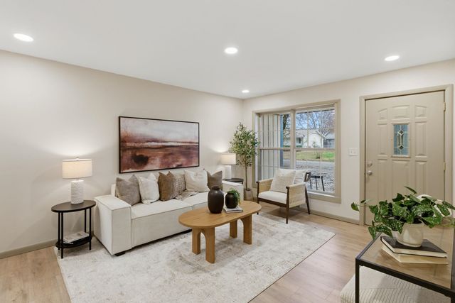 509 N 9th St, Towanda, KS 67144