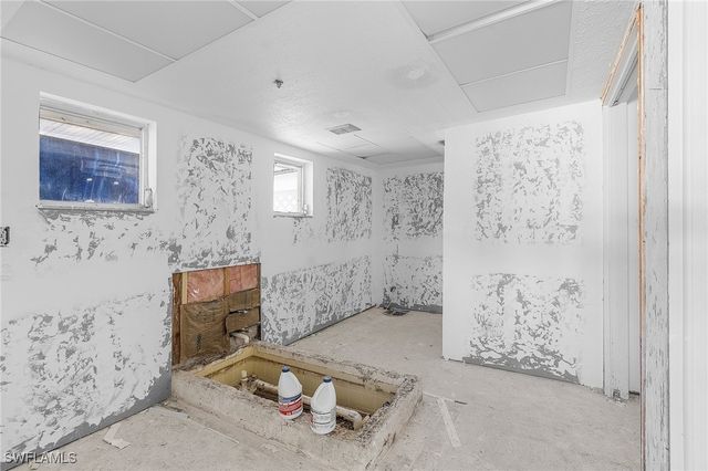 1821 Stevenson RD, North Fort Myers, FL 33917