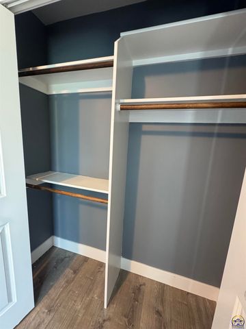 1027 Riley Ave, Emporia, KS 66801