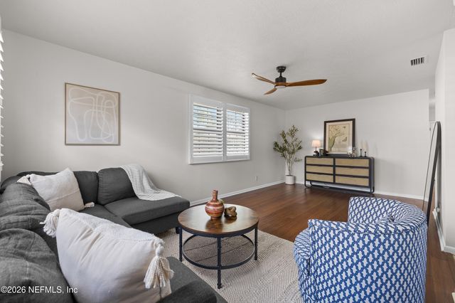 7662 CONTOUR Drive, Jacksonville, FL 32221