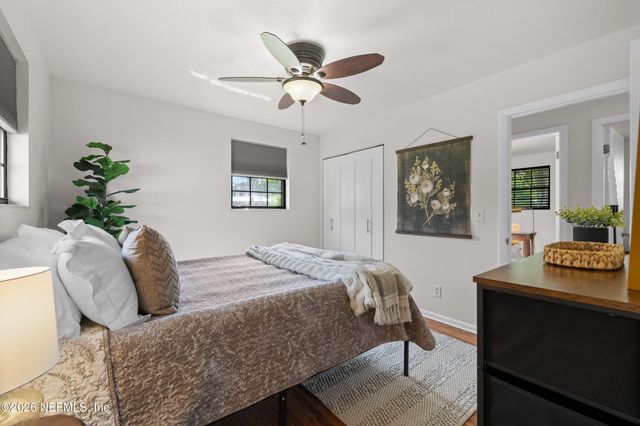7662 CONTOUR Drive, Jacksonville, FL 32221